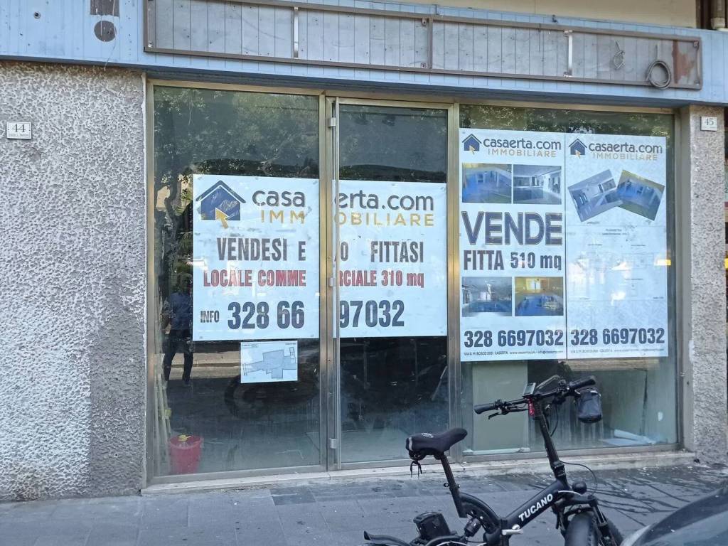 Immobile a Caserta in Piazza Luigi Vanvitelli, 45 - Foto 2