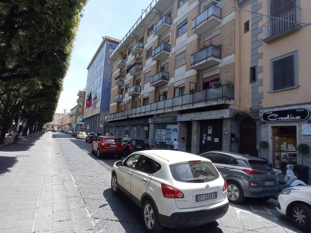 Immobile a Caserta in Piazza Luigi Vanvitelli, 45 - Foto 5
