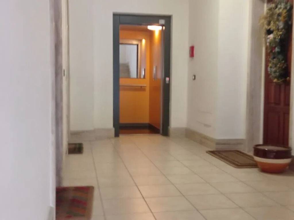 Appartamento a Caserta in Via Emanuele De Cillis, 1 - Foto 3