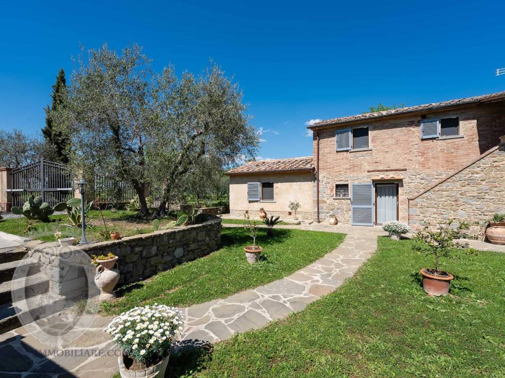 Rustico / casale a Cortona in Case Sparse Montecchio - Foto 3