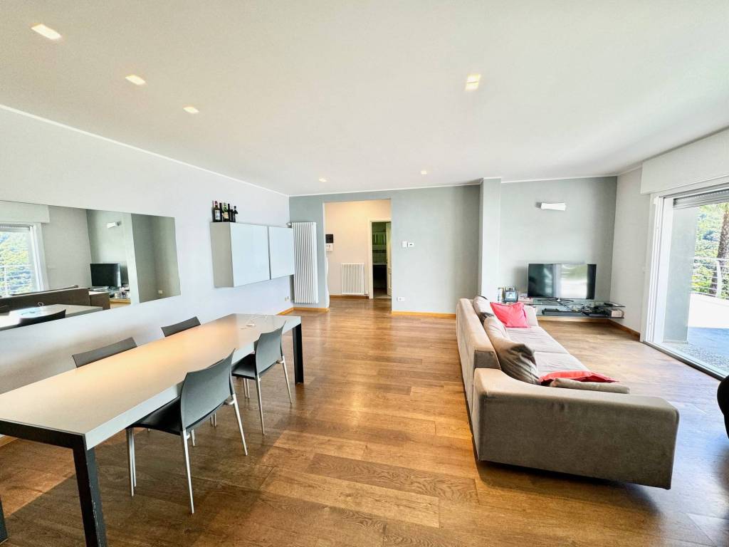 Villa a Luino in Via Europa Unita - Foto 4