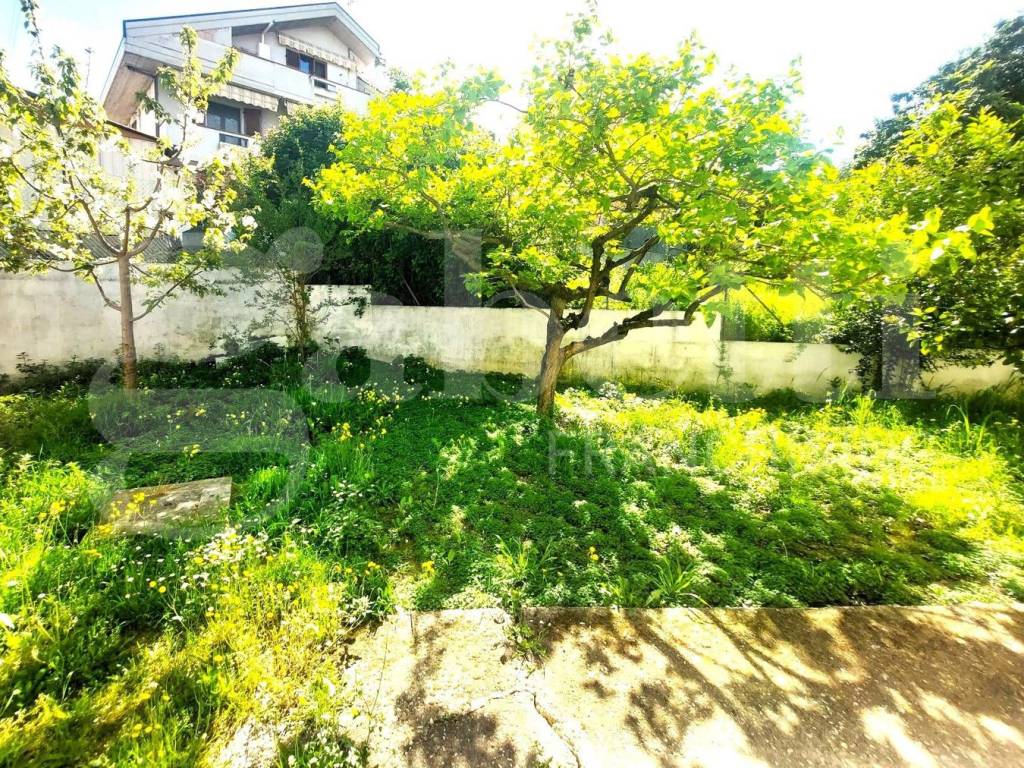 Appartamento a Chieti in VIA GENTILE, 36 - Foto 2