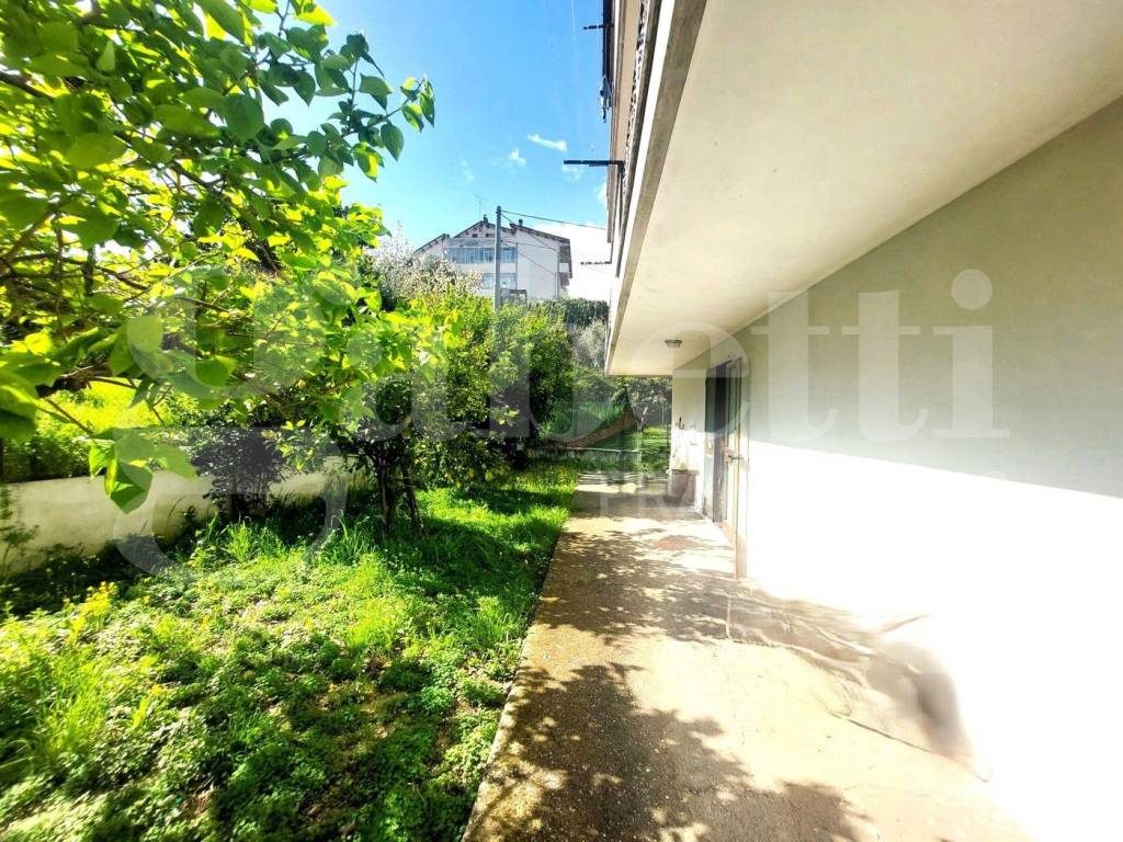Appartamento a Chieti in VIA GENTILE, 36 - Foto 3