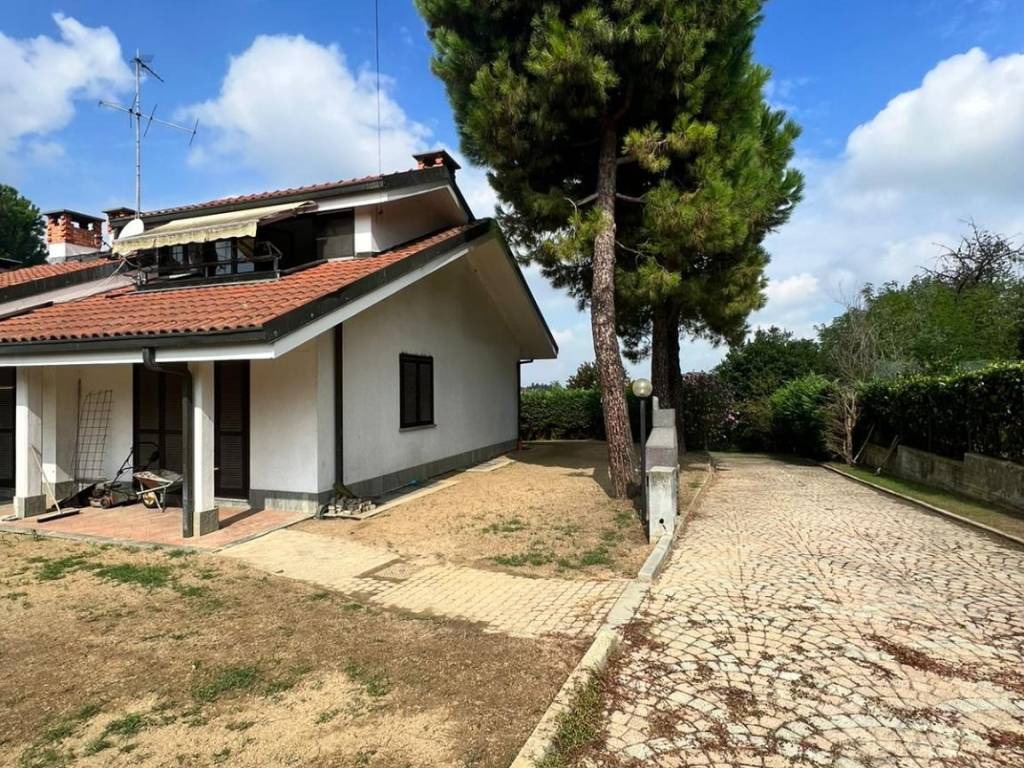 Villa a Cellarengo in Via Amedeo Pettinati, 24 - Foto 4
