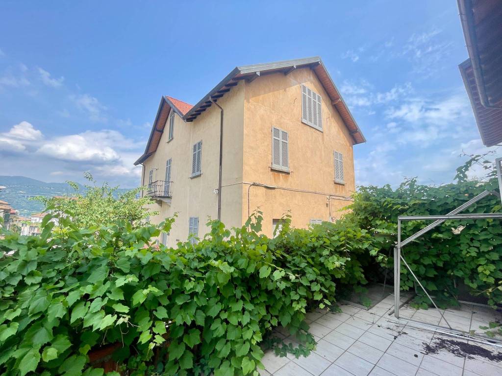 Appartamento a Ranco - Foto 2