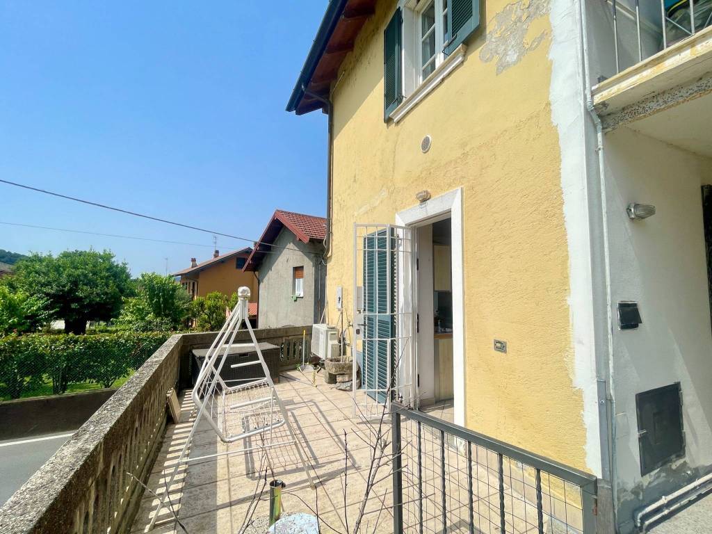 Appartamento a Ranco - Foto 4