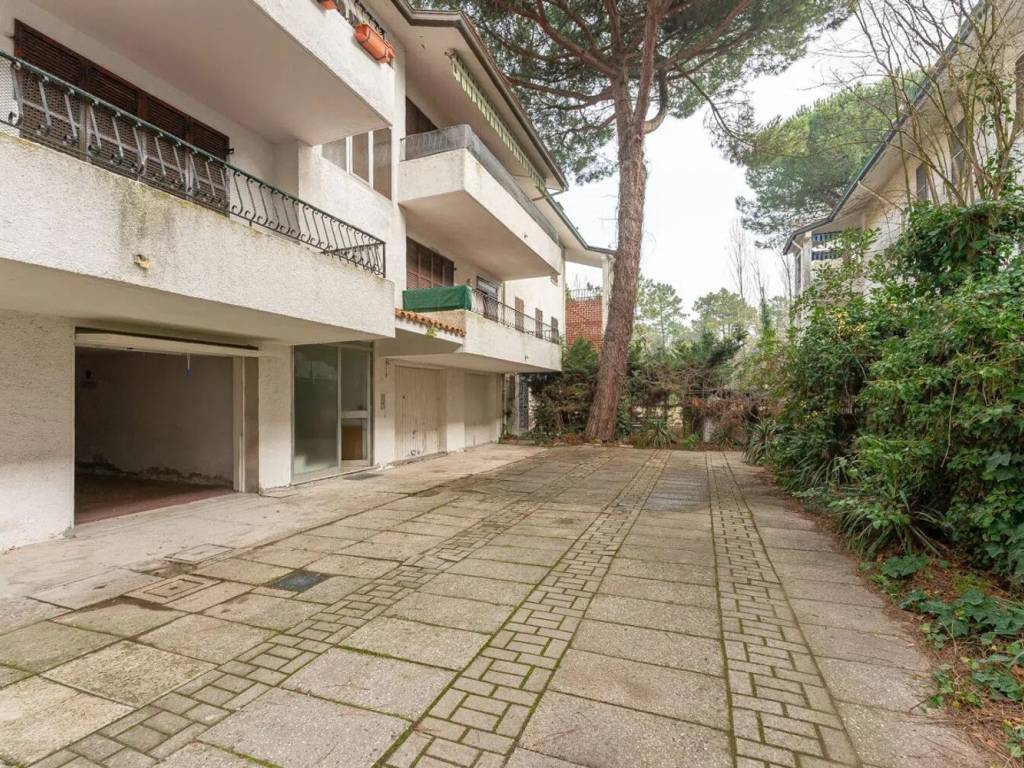 Appartamento a Comacchio in Viale Pietro Mascagni, 106 - Foto 4