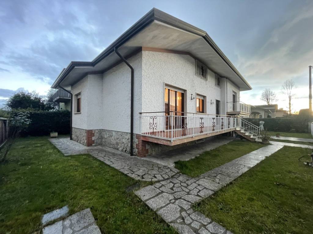 Villa a Pietrasanta in Via del Castagno, 3 - Foto 5