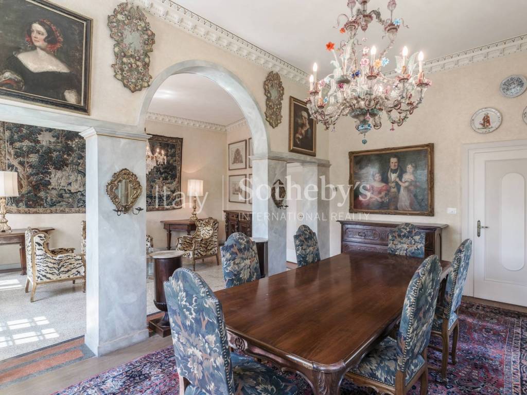 Villa a Caprino veronese in Piazza Unità d'Italia - Foto 4