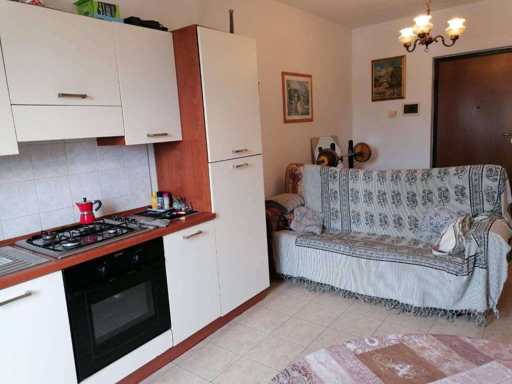 Appartamento a Ponsacco in Via Cristoforo Colombo - Foto 4