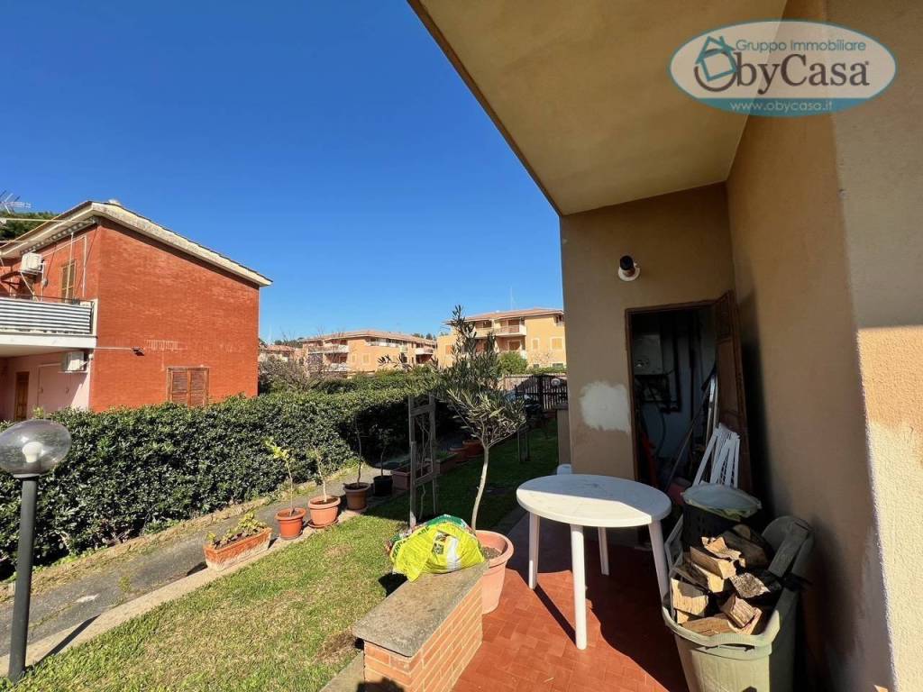 Villa a Ladispoli in Via Saturno - Foto 4