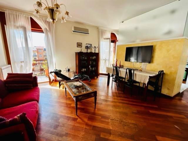 Appartamento a Salerno in Via Palestro - Foto 4