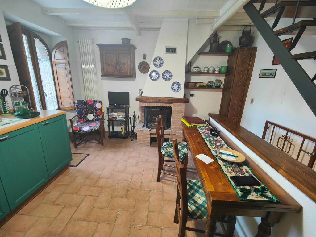 Appartamento a Bucine in Via 1 Maggio - Foto 4