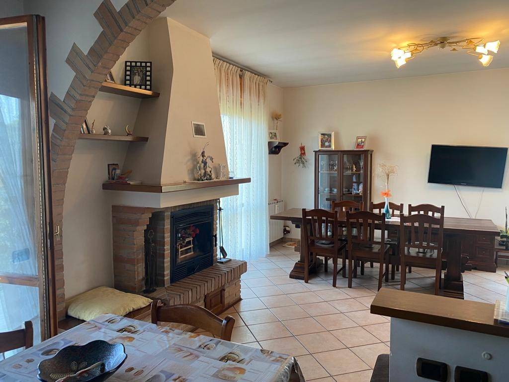 Appartamento a Mondavio in Via San Filippo sul Cesano - Foto 2