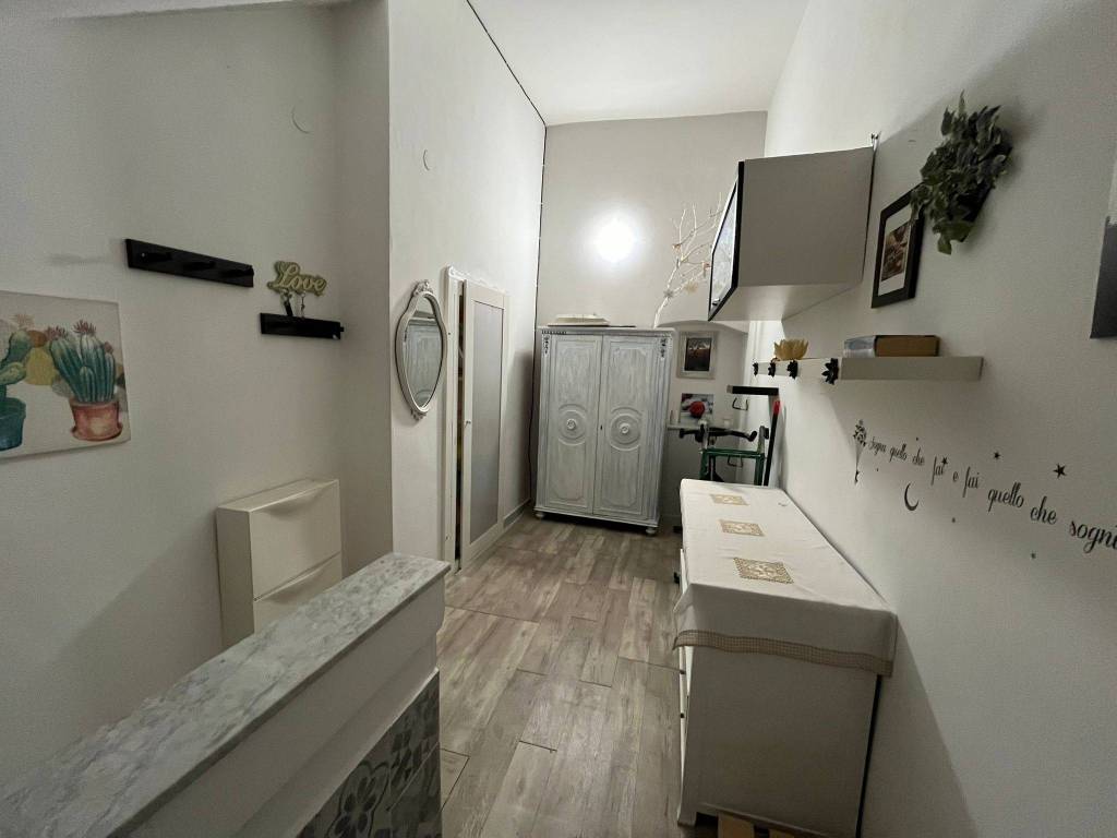 Appartamento a Adelfia in Piazza Leone XIII - Foto 3