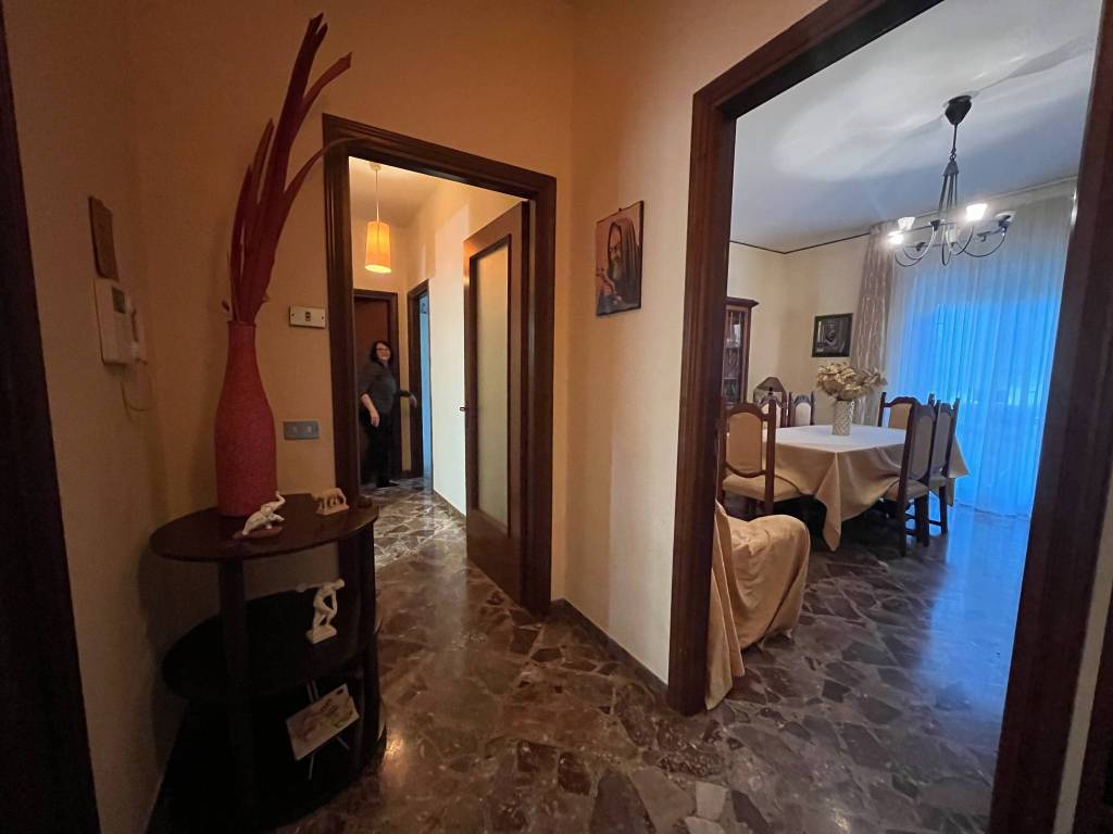 Appartamento a Valenzano in Via Vecchia Ceglie - Foto 2