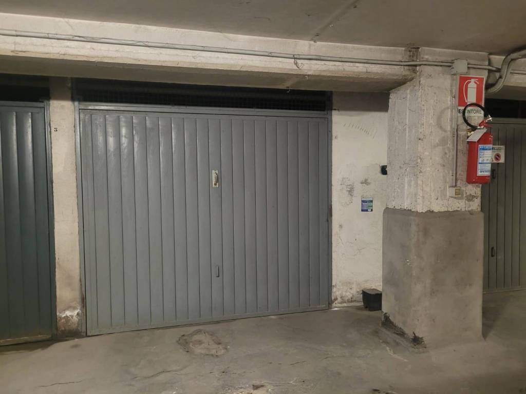 Box / garage a Pescara in Via Bologna, 9 - Foto 2