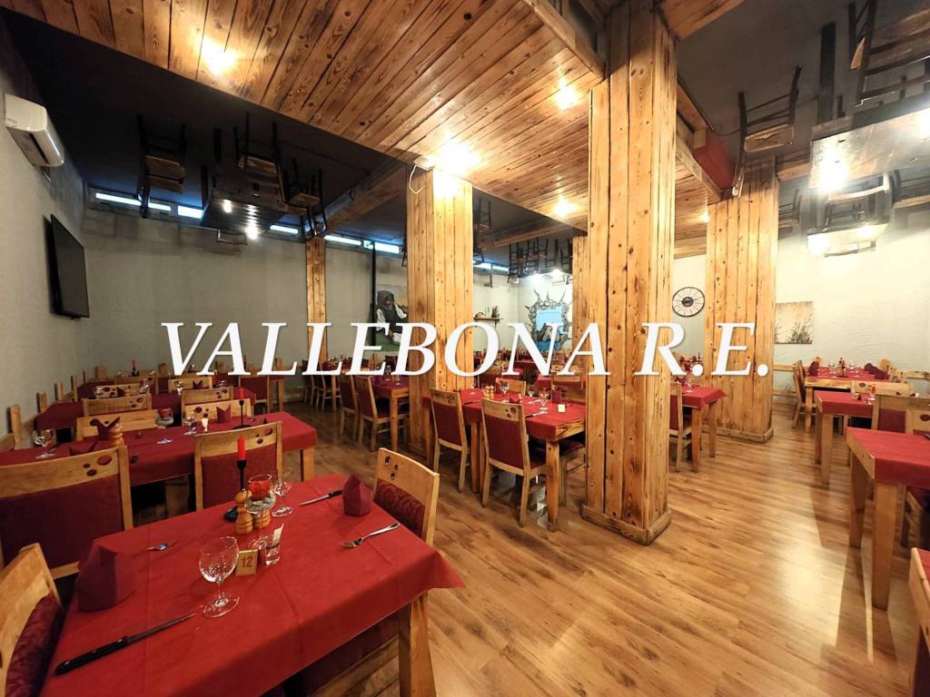 Immobile a Iglesias in PIAZZA GUGLIELMO OBERDAN - Foto 2