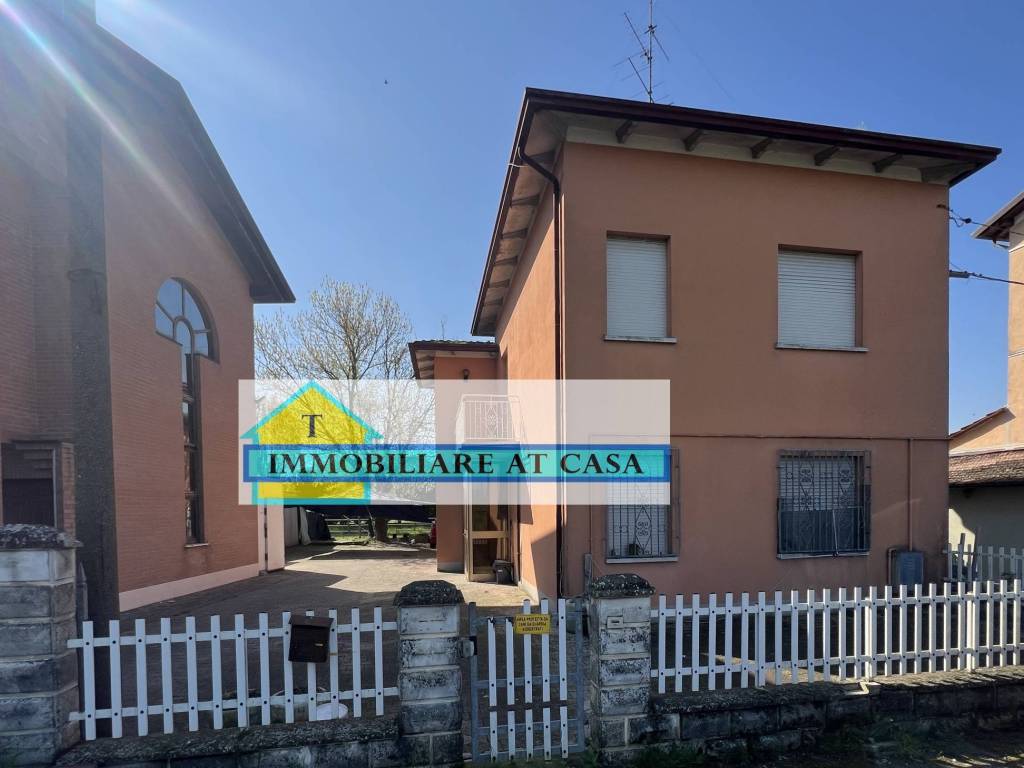 Casa indipendente a San martino in rio in Via Stradone, 8 - Foto 4