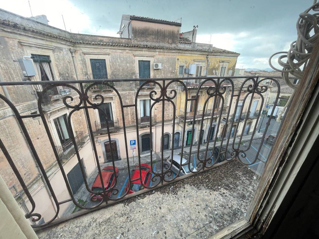 Appartamento a Adrano in Piazza Mercato - Foto 2