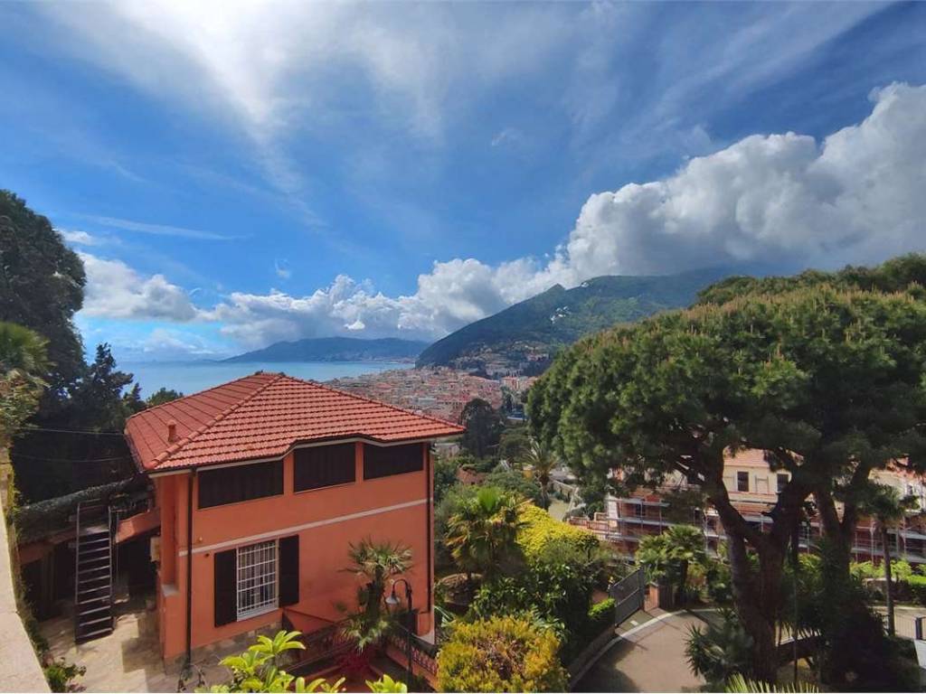 Villa a Alassio - Foto 2