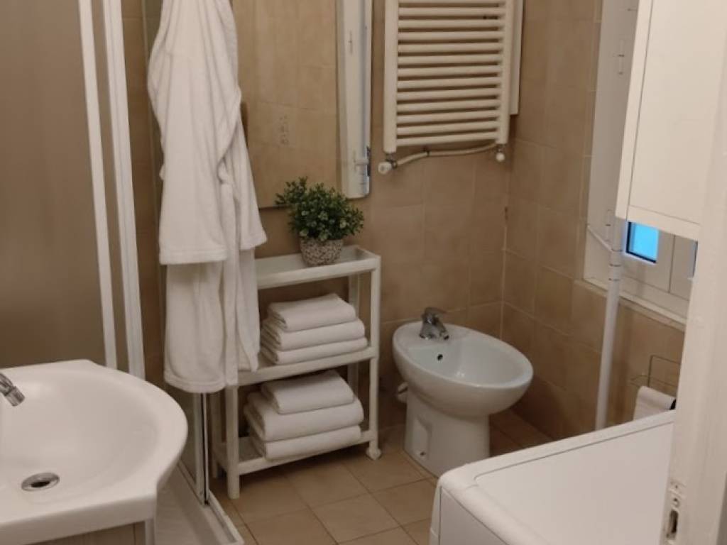 Appartamento a Imperia in Via Gustavo Strafforello, 25 - Foto 2