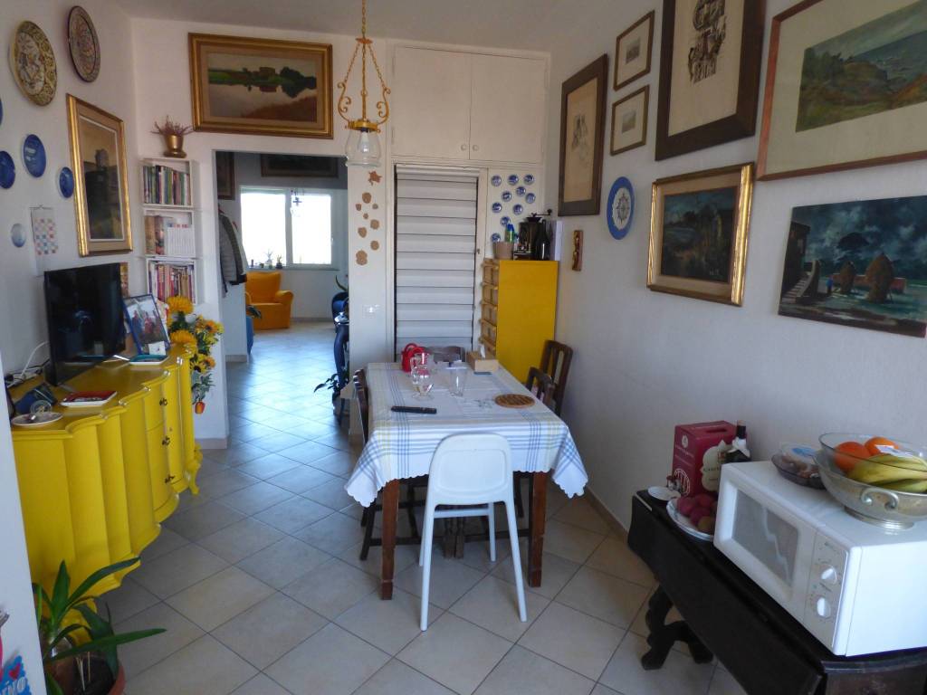 Appartamento a Livorno in Via Carlo Lorenzini, 15 - Foto 5