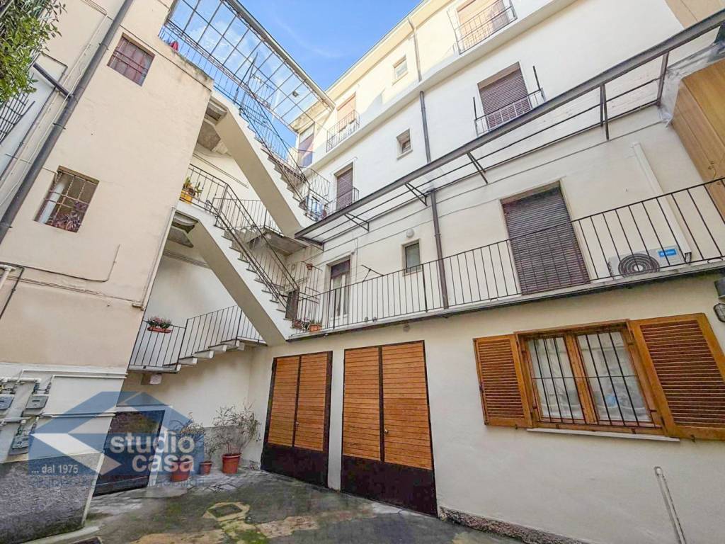 Appartamento a Lodi in VIA SANTA MARIA DEL SOLE, 10 - Foto 2