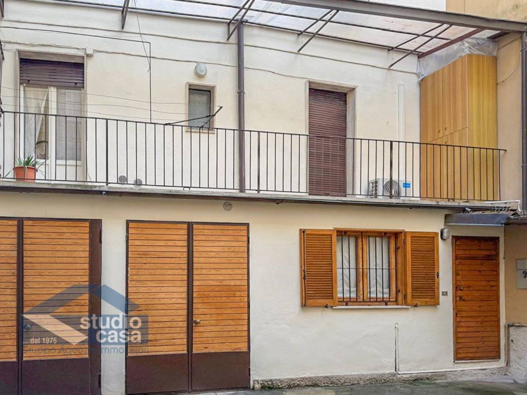 Appartamento a Lodi in VIA SANTA MARIA DEL SOLE, 10 - Foto 4