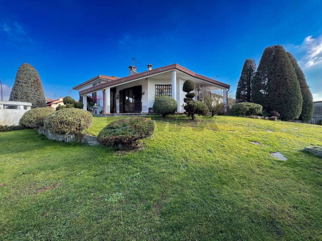 Villa a Palestro in Strada della Vignola, 10 - Foto 2