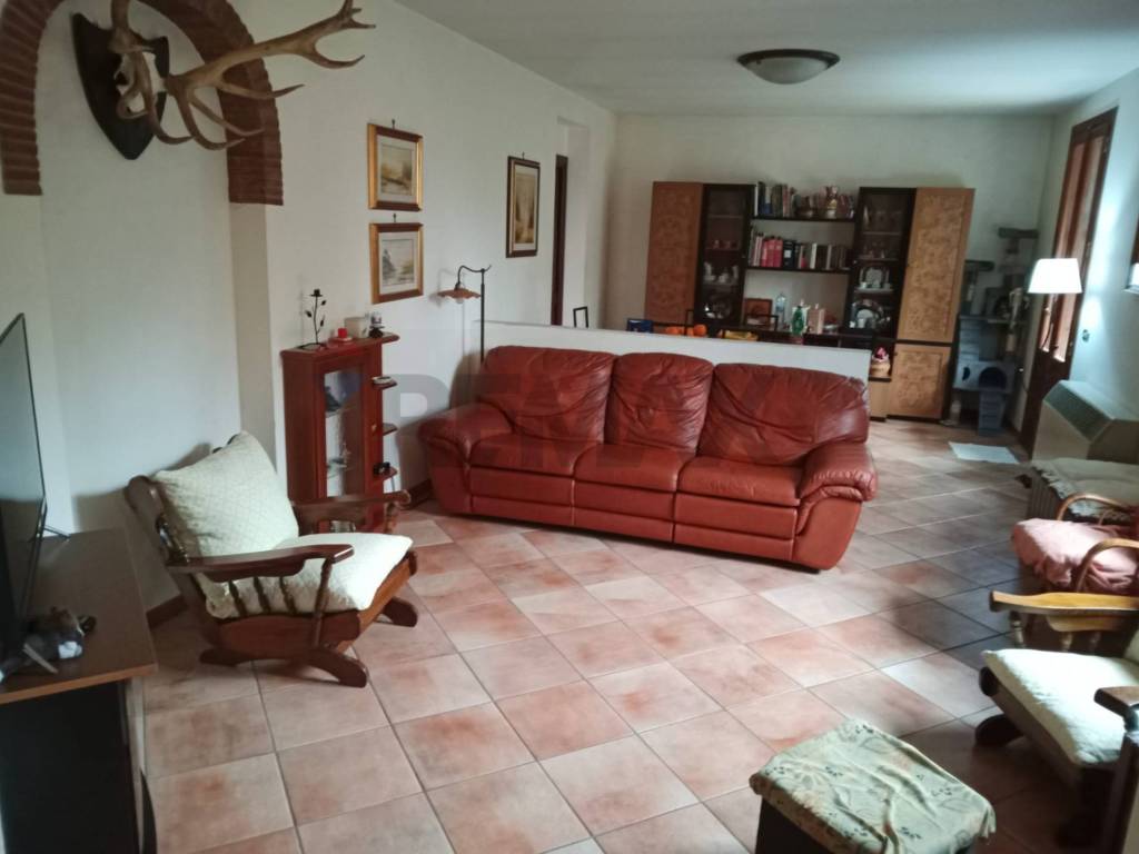 Villa a Fondi in Via Portaturo - Foto 5