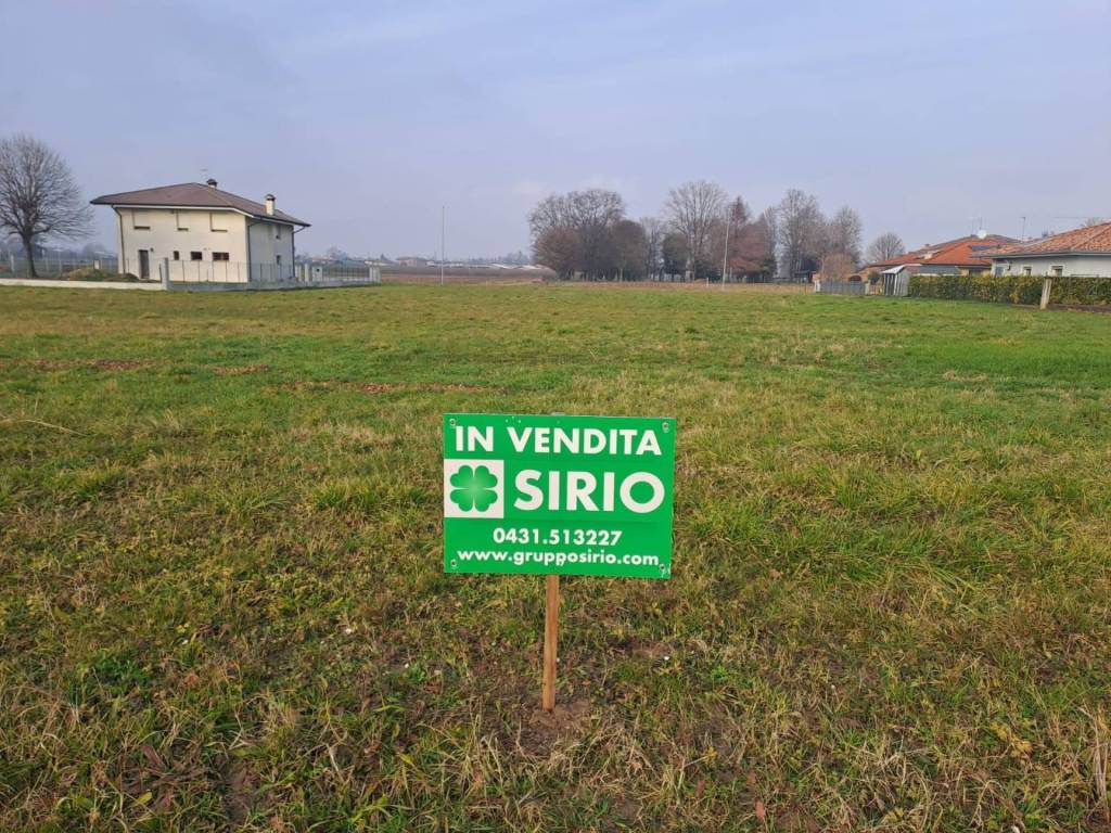 Terreno a Rivignano teor in Via delle Querce - Foto 2