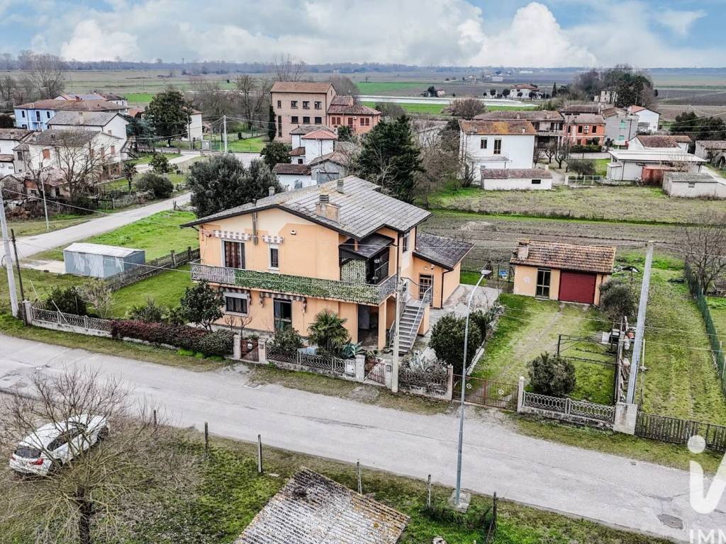 Villa a Mesola in Via Rocca, 7 - Foto 2