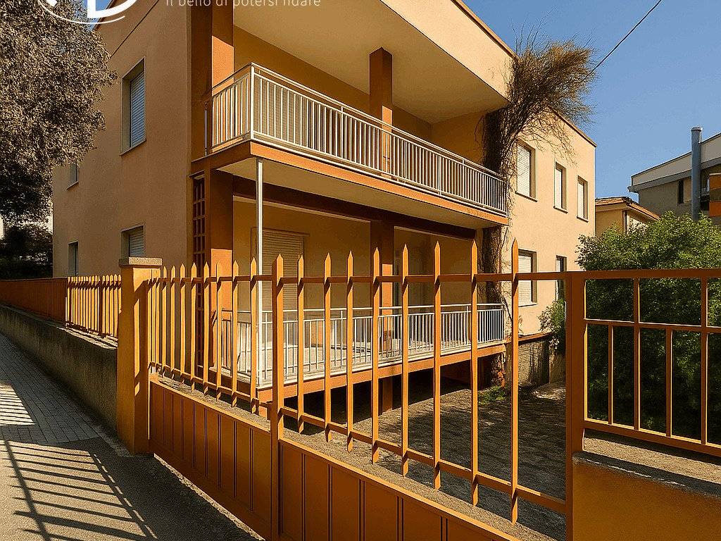 Casa indipendente a Nuoro in Via Salvatore Mannironi, 24 - Foto 5