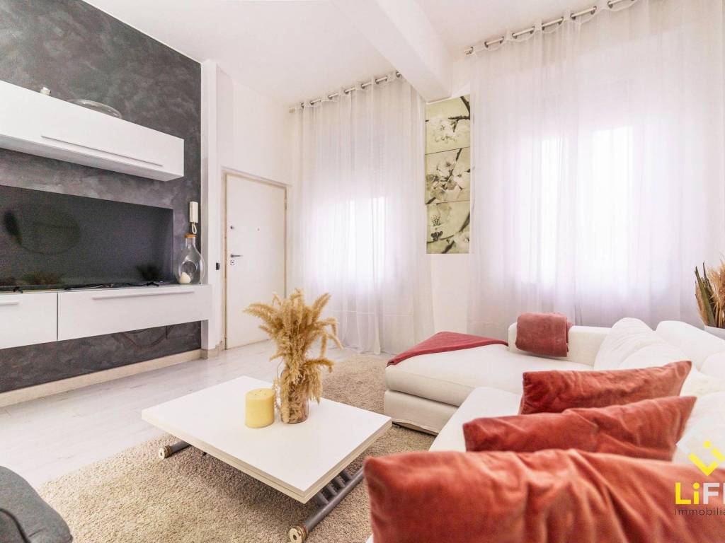 Appartamento a Galliate in Via Michelangelo Buonarroti, 53 - Foto 4