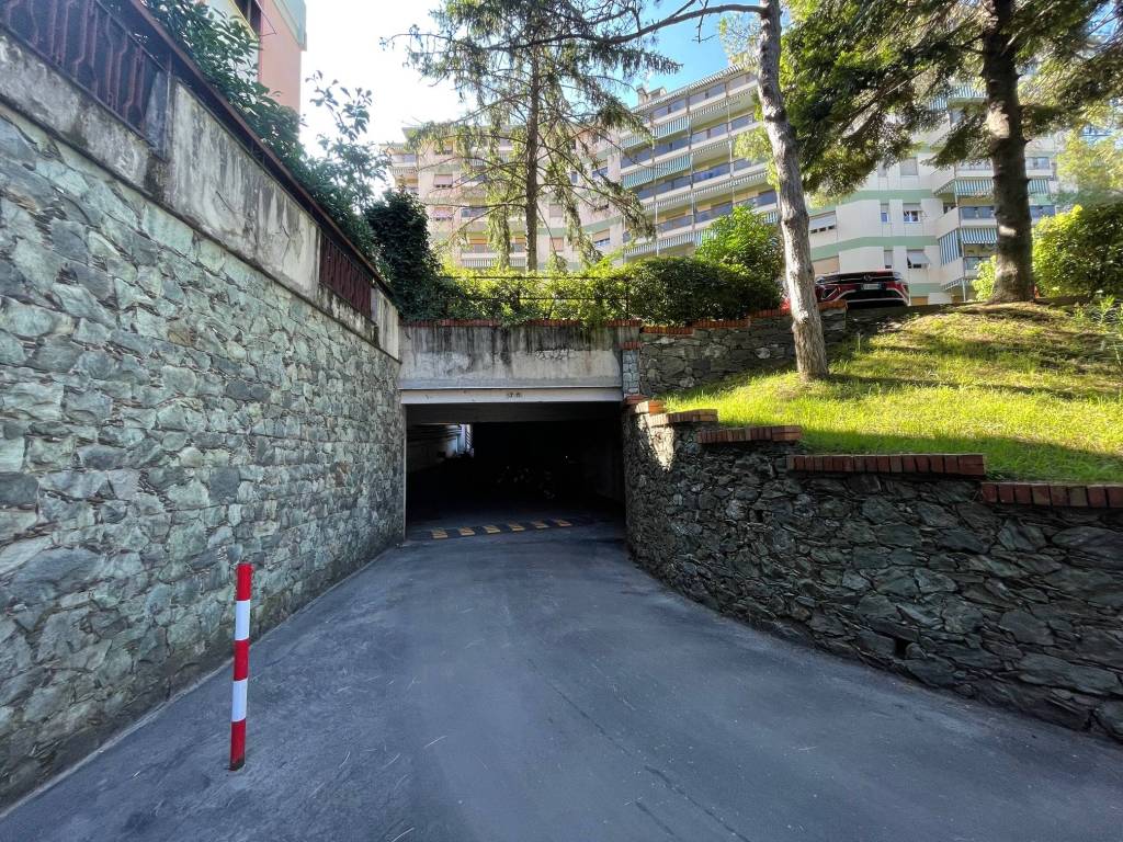 Box / garage a Genova in Via Emilio Salgari, 13 - Foto 2