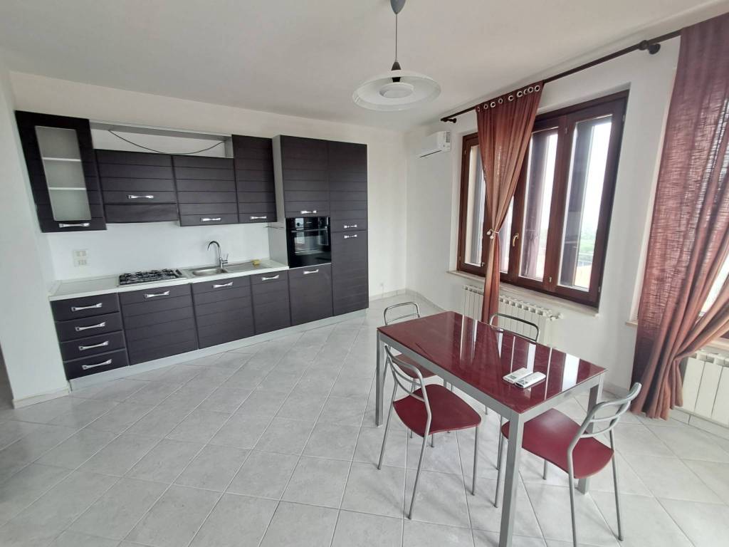 Appartamento a Soverato in Via Francescantonio Riso - Foto 2