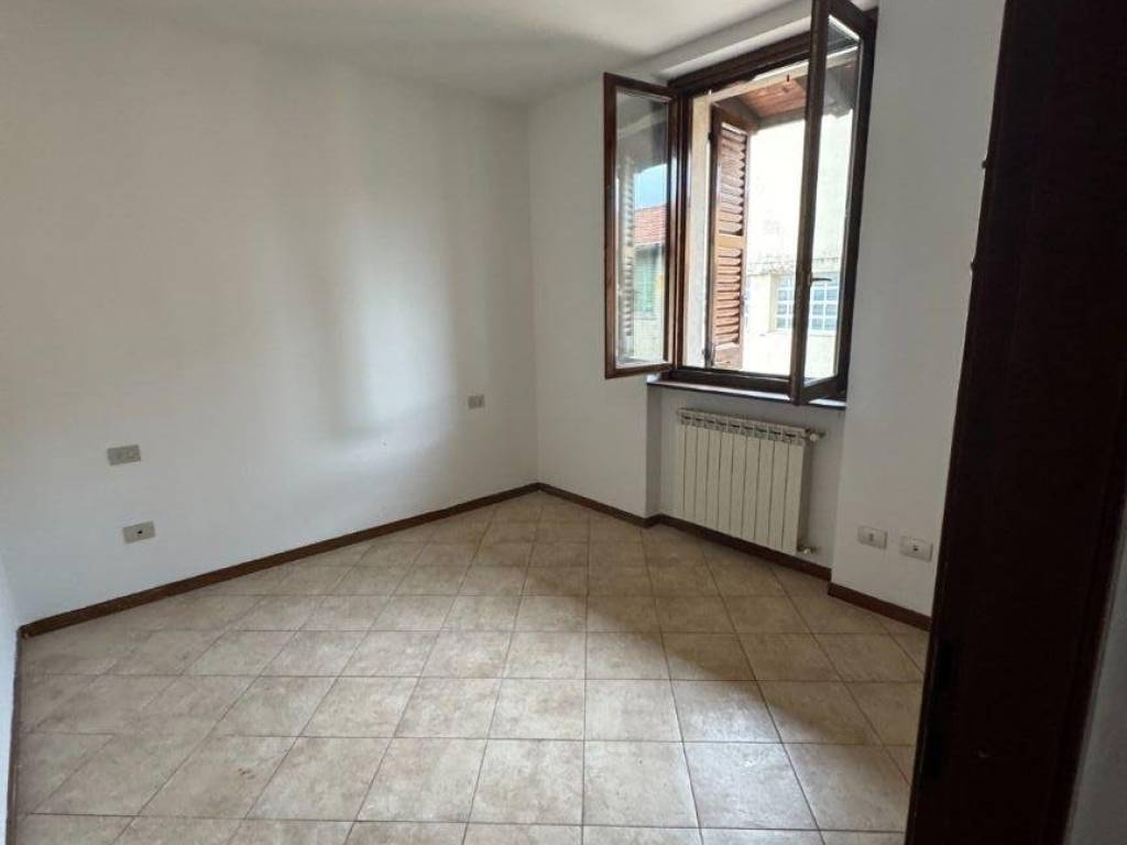 Appartamento a Azzate in Via Nazario Sauro - Foto 5