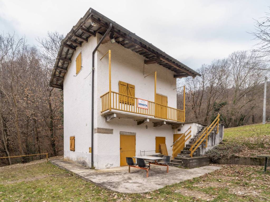 Rustico / casale a Barge in Via Madonna della Rocca, 17 - Foto 2