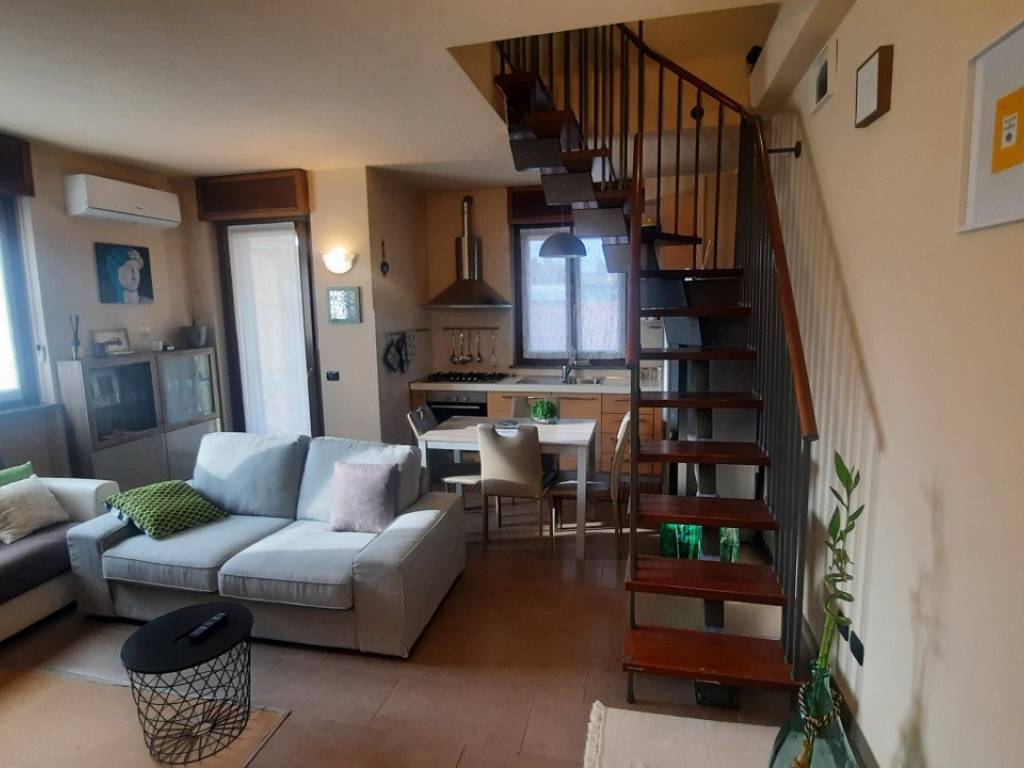 Appartamento a Parabiago in Via Procida 9 - Foto 2