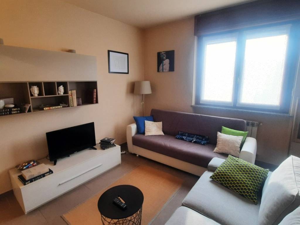 Appartamento a Parabiago in Via Procida 9 - Foto 3