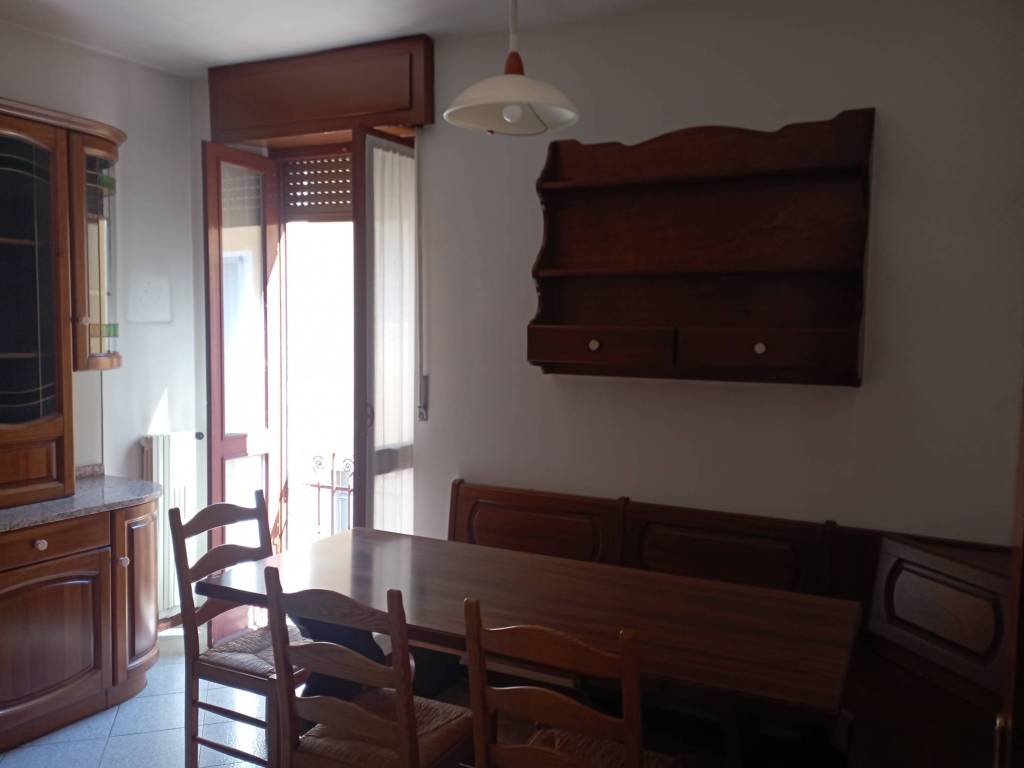 Appartamento a Gallarate in Via Donatello - Foto 4