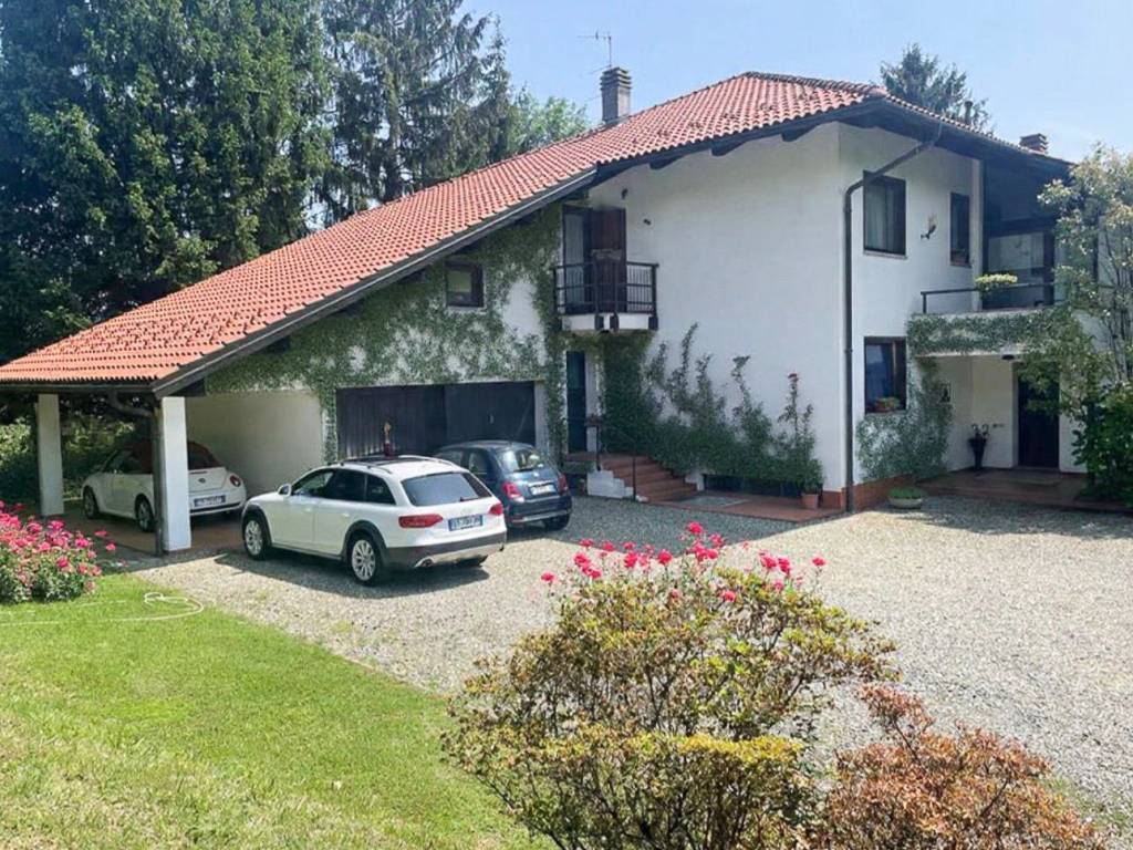 Villa a Biella in Via Giovanni Battista Costanzo - Foto 3