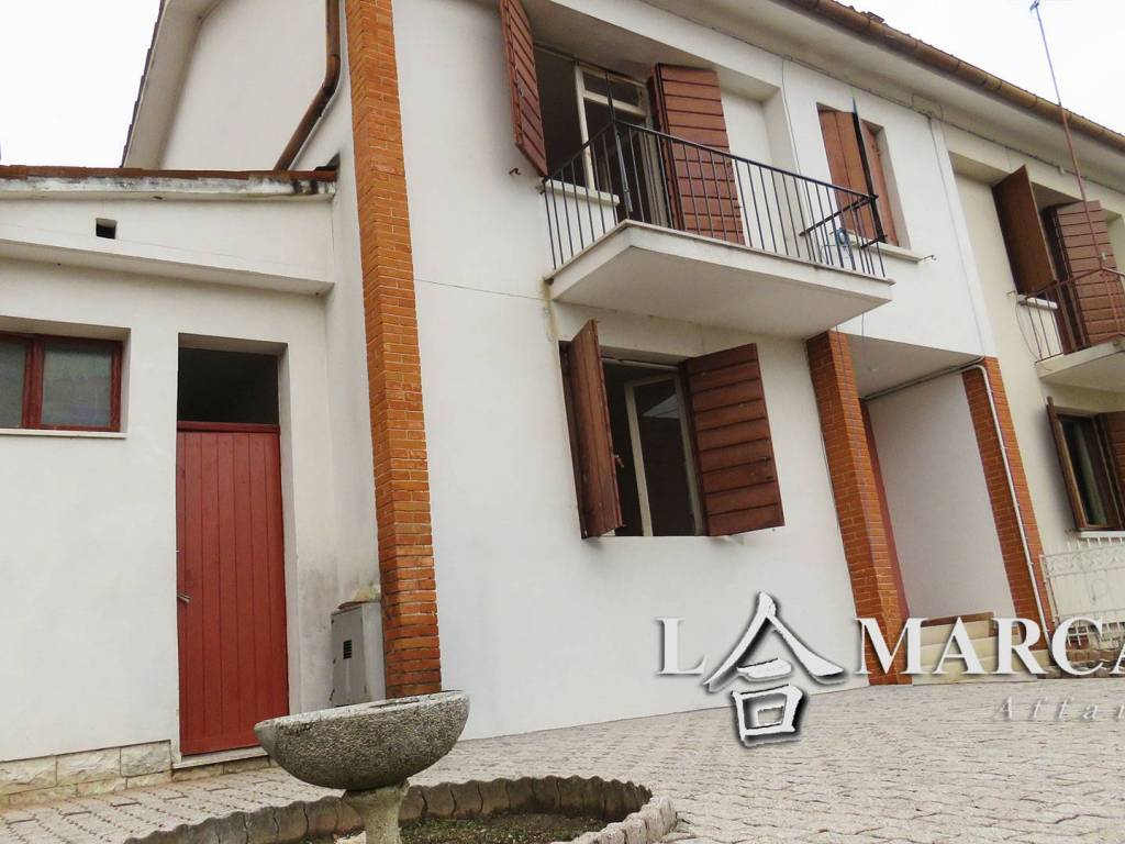 Villa a Cavaso del tomba in Via Monte Ortigara, 15D - Foto 2
