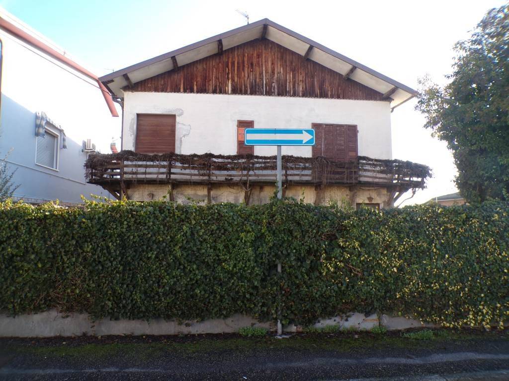 Villa a Ostellato in Via Don Minzoni - Foto 2