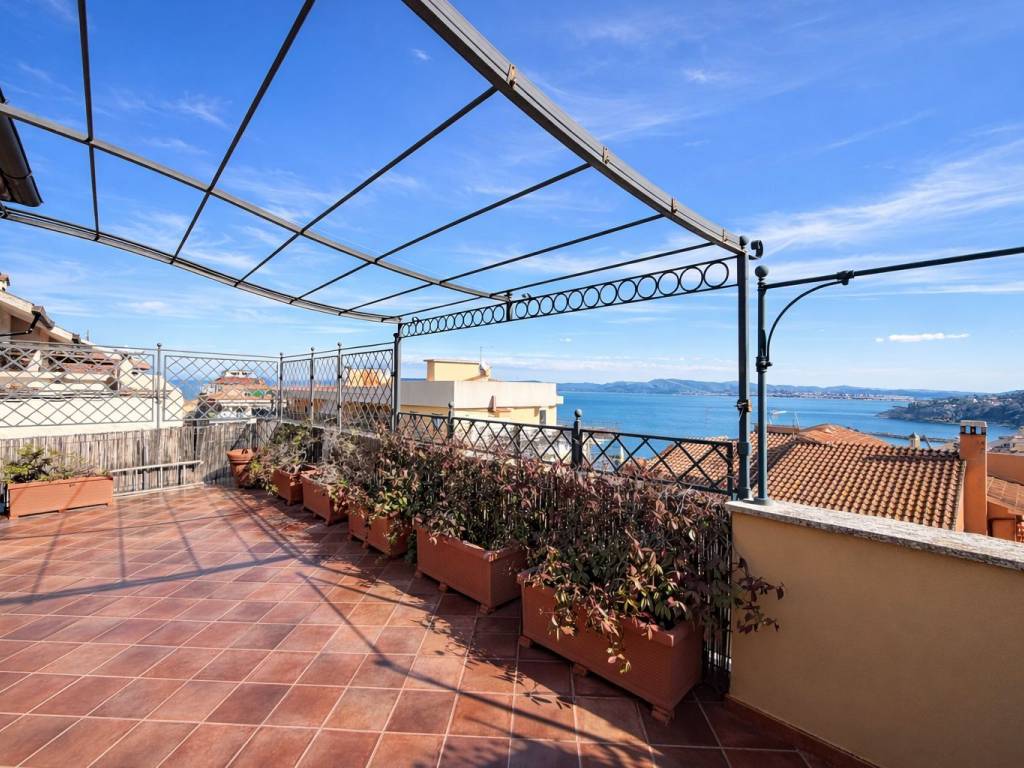 Attico / mansarda a Monte argentario in Strada Provinciale Panoramica Porto Santo Stefano - Foto 2