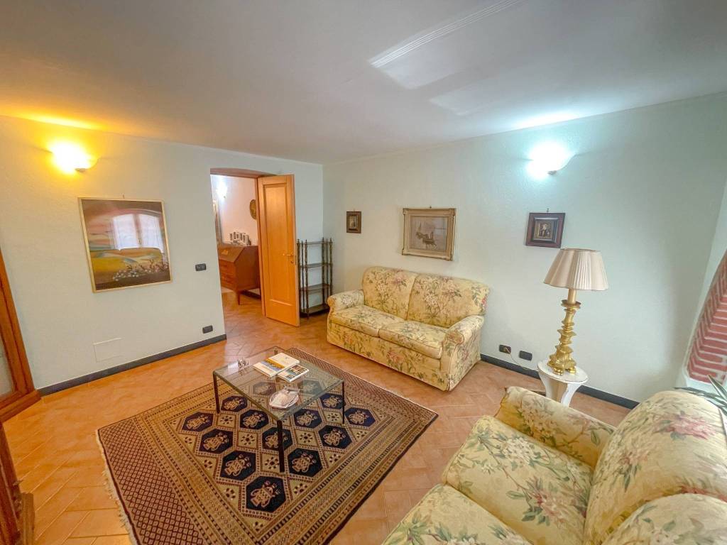 Appartamento a Savona in Via Montenotte - Foto 4