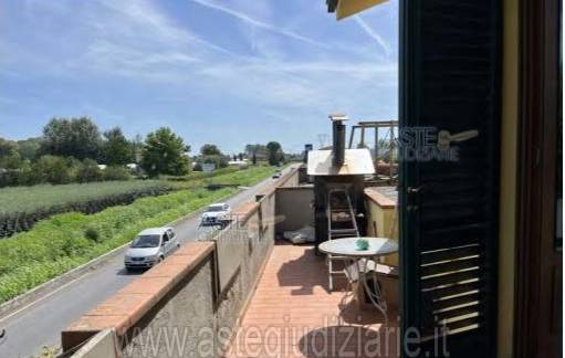 Appartamento a Pescia in via Romana - Foto 4