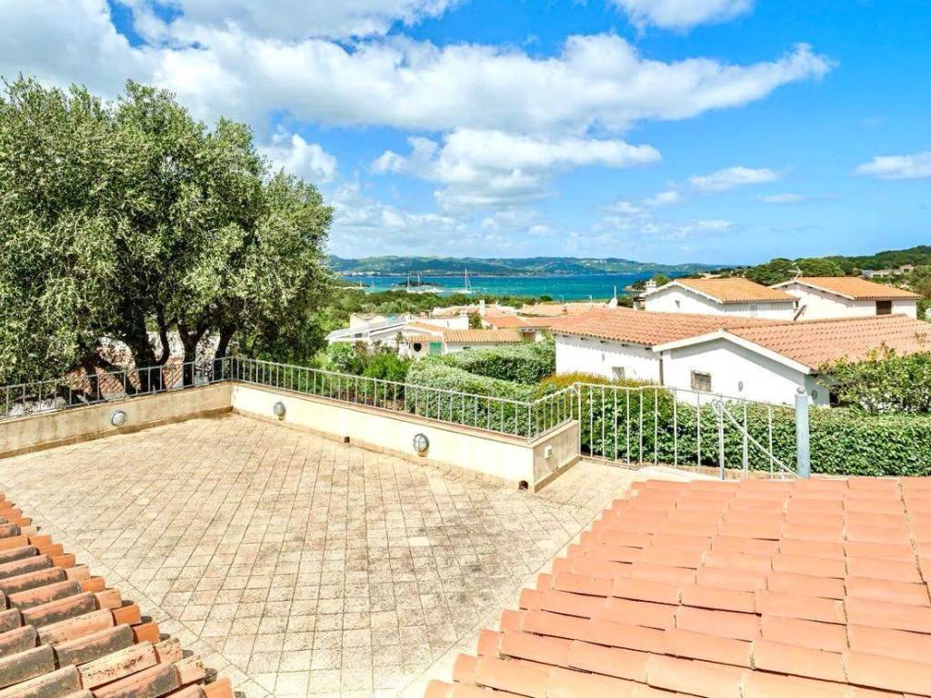 Villa a Arzachena in Via Mucchi Bianchi - Foto 3