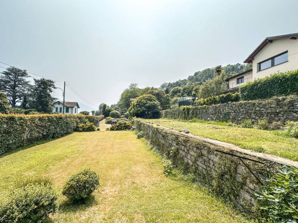 Villa a Oggebbio in via nazionale, n, 56 - Foto 2